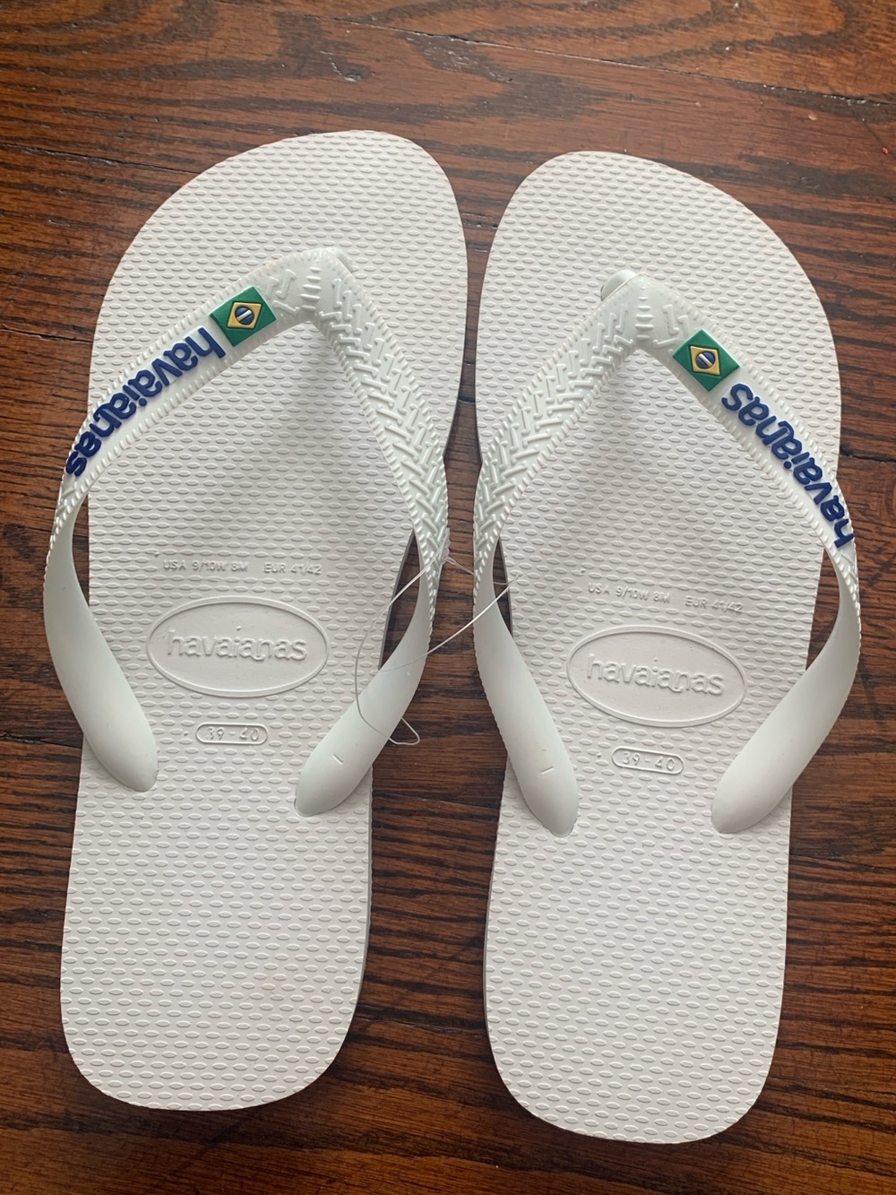 NWOT Classic Havaianas W8